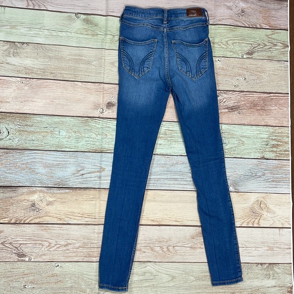 High Rise Super Skinny - Picture 2 of 5